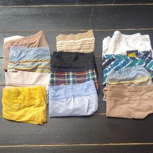 COLORFUL WOMEN'S UNDERWEAR SET BUNDLE LISTING***12 PAIRS***
